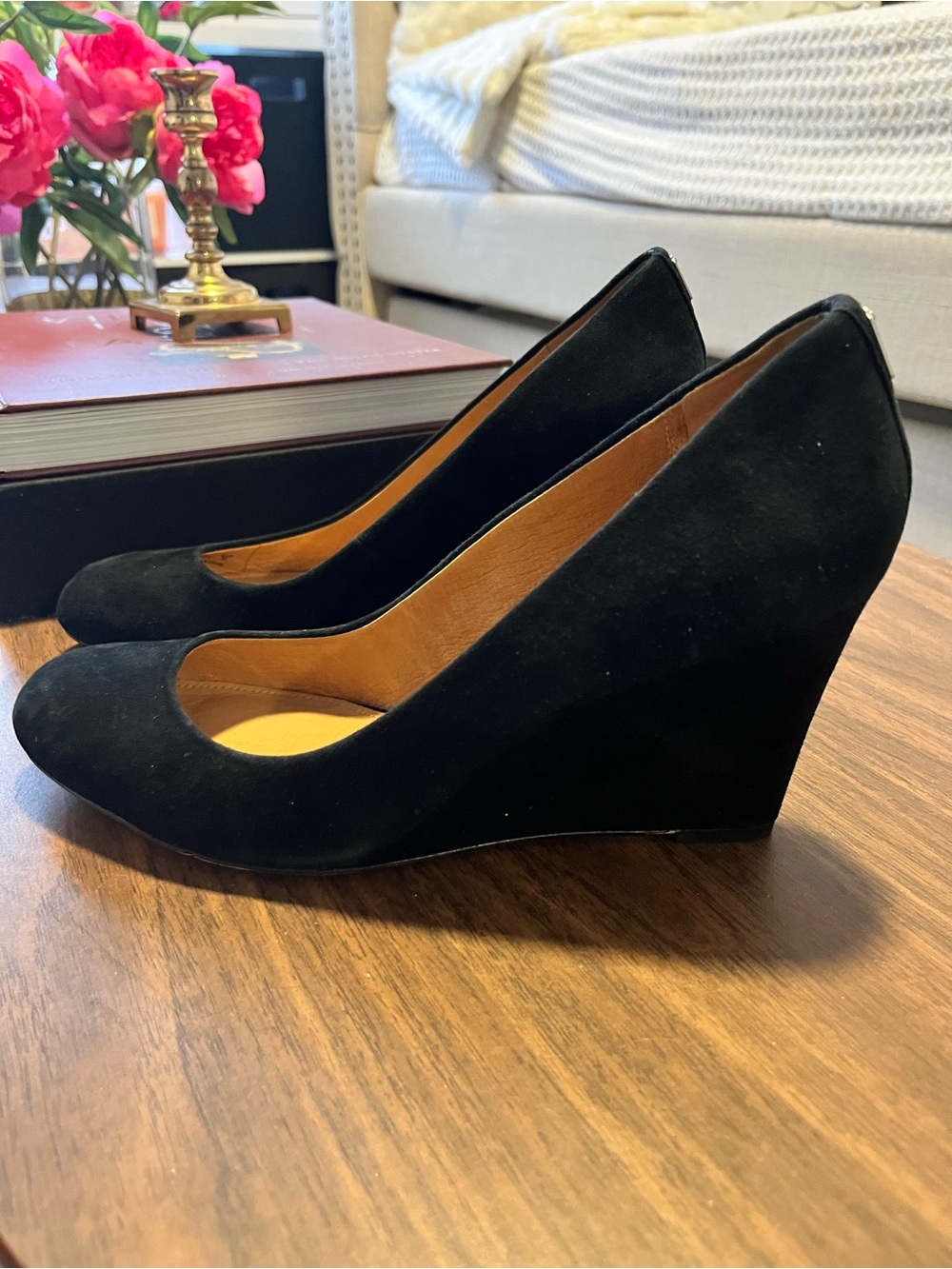 Coach Rileigh style wedge Black Suede Round-Toe Pumps